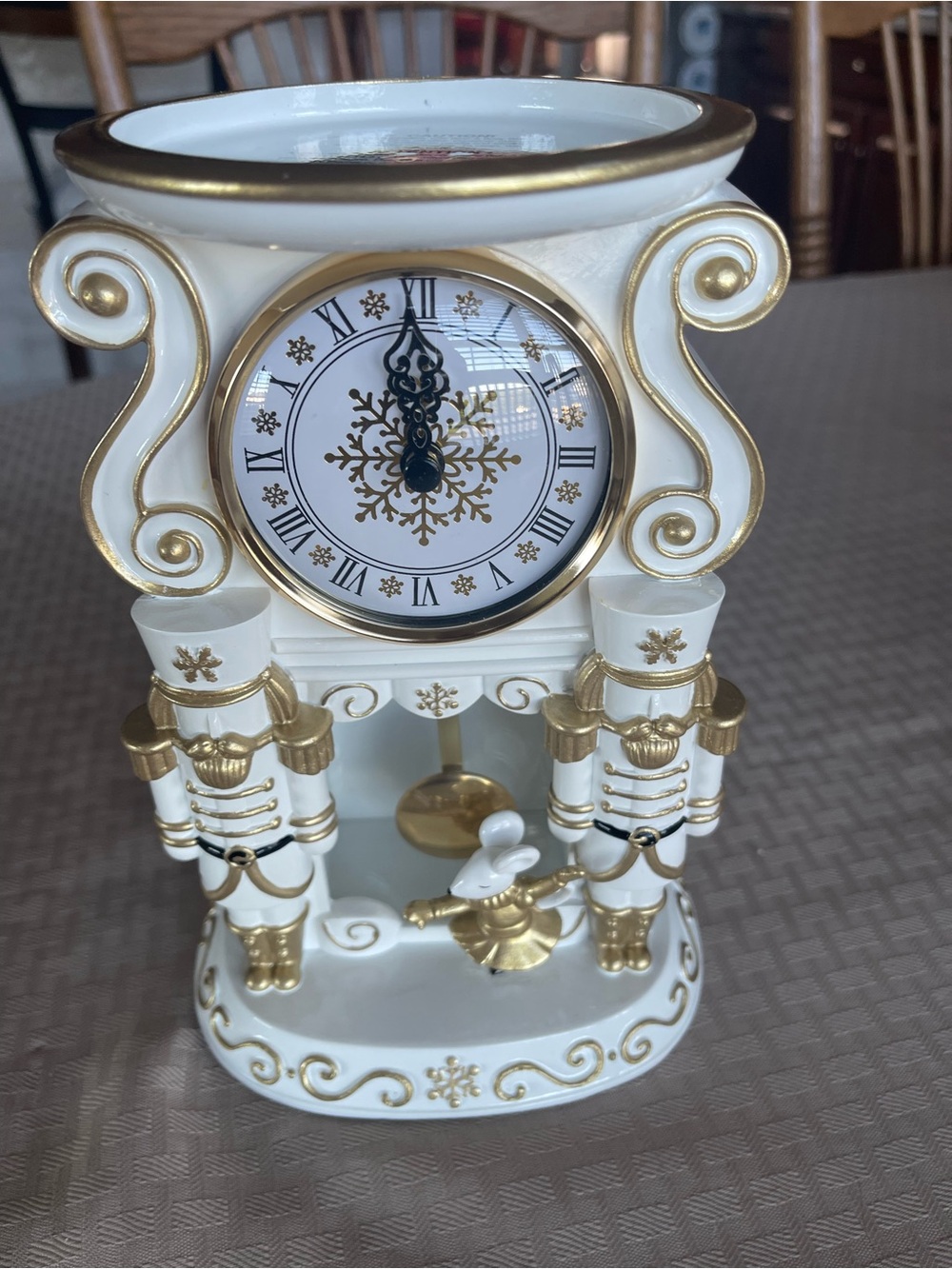 Bath Body WorksWhite and Gold Decorative Nutcracker Clock Candle Holder